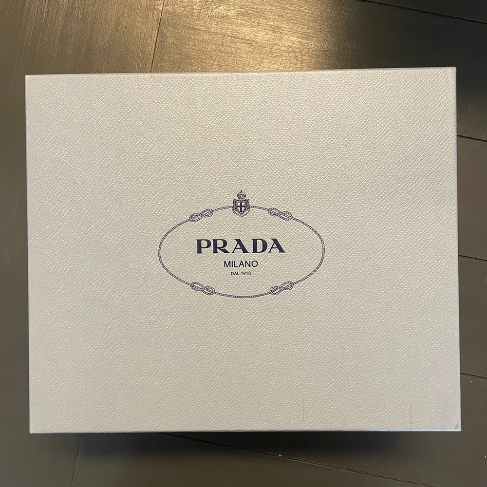 authentic Prada shoes - Picture 7 of 8
